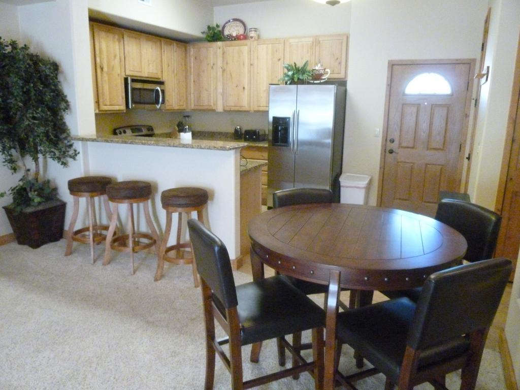 Ruidoso River Resort Condos Номер фото